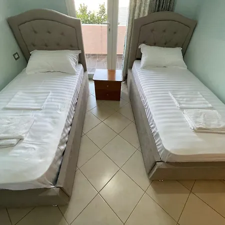 Ferienhaus Nefail Sarandë